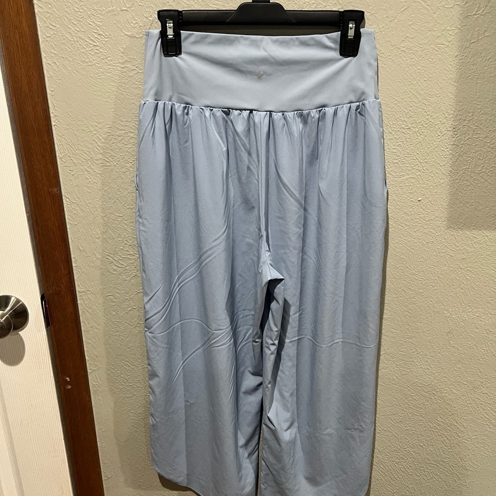 HALARA Light Blue Twist-Waist Flowy Pants Size M EUC - Picture 3 of 3